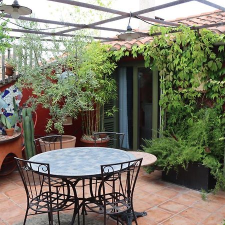 Grand Loft De Charme, Place Du Village A Thuir Exteriör bild