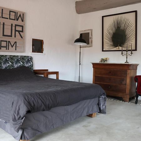 Grand Loft De Charme, Place Du Village A Thuir Exteriör bild