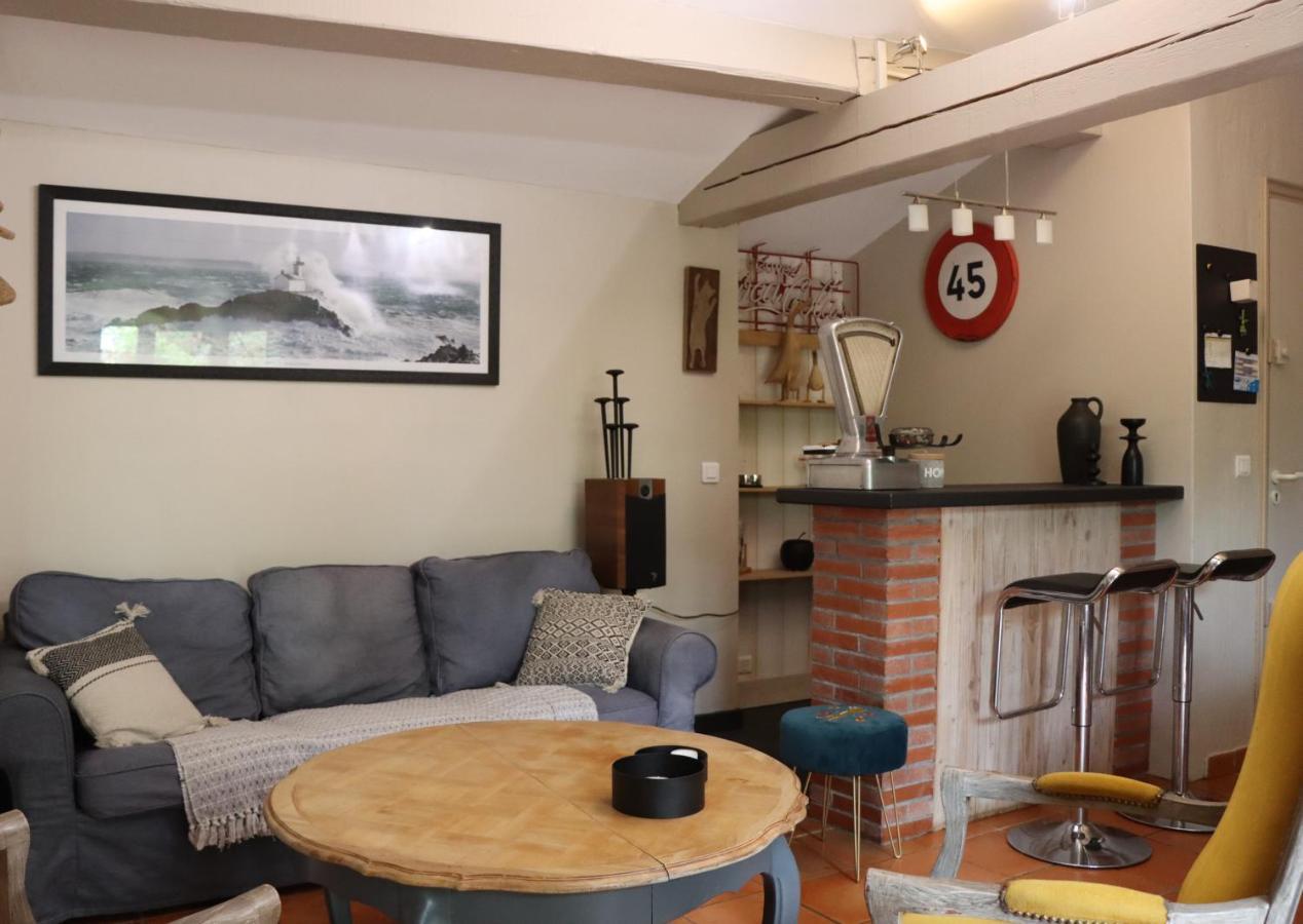 Grand Loft De Charme, Place Du Village A Thuir Exteriör bild