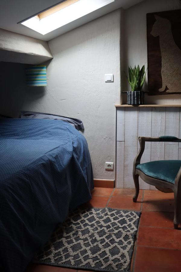Grand Loft De Charme, Place Du Village A Thuir Exteriör bild